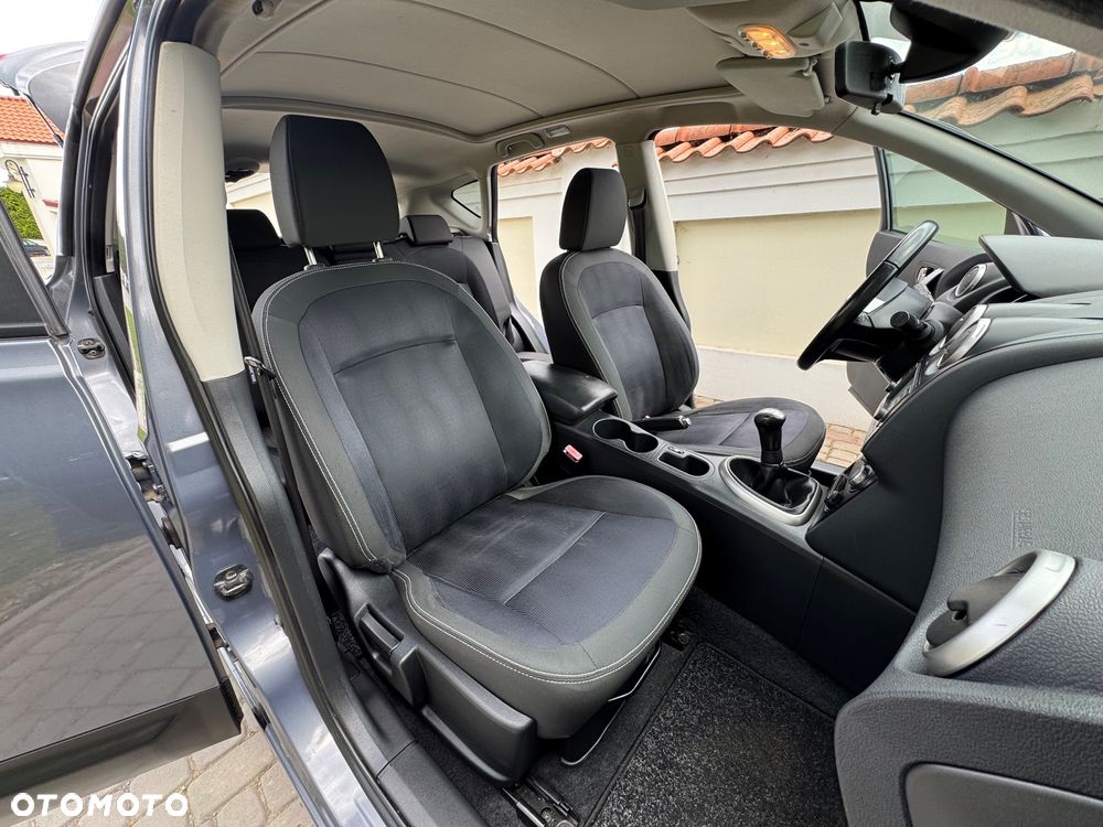 Nissan Qashqai - 26