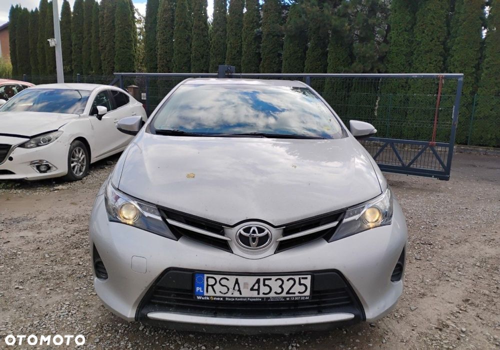 Toyota Auris - 20
