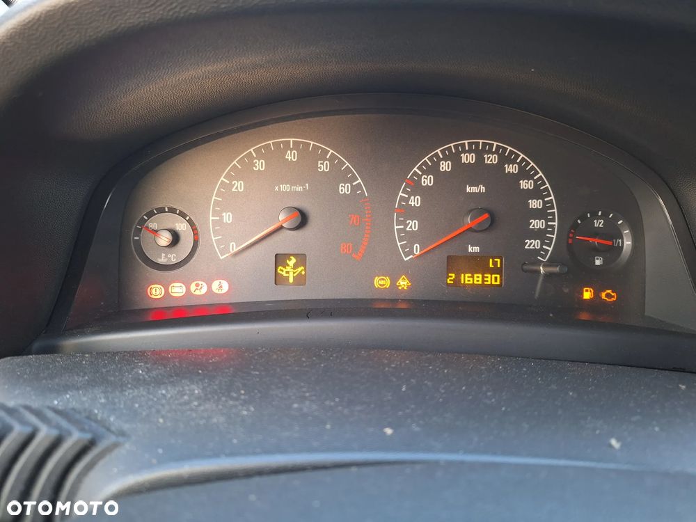 Opel Vectra 1.8 - 13