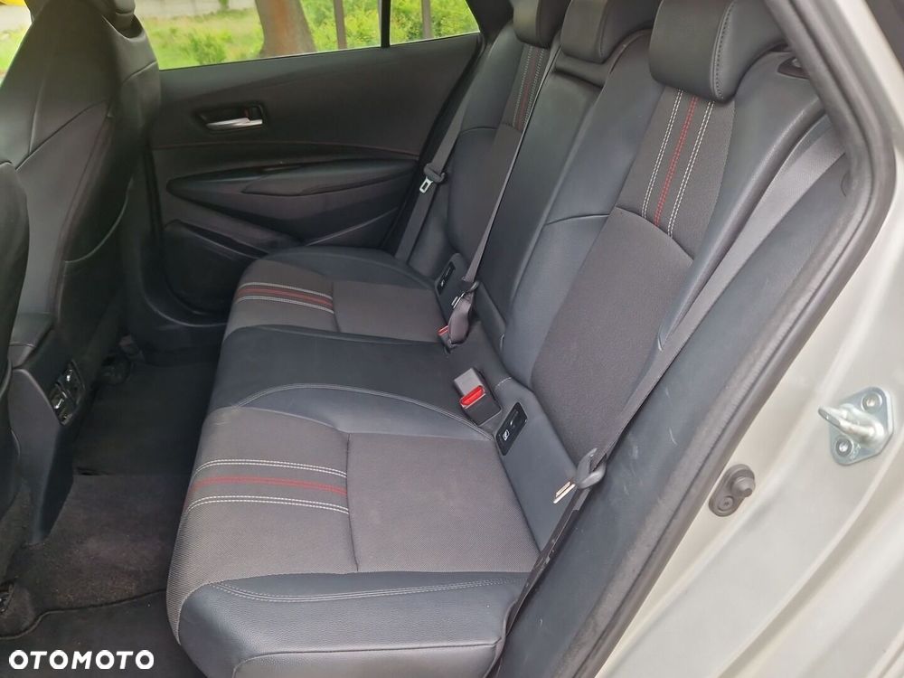 Toyota Corolla 1.8 Hybrid GR Sport - 14