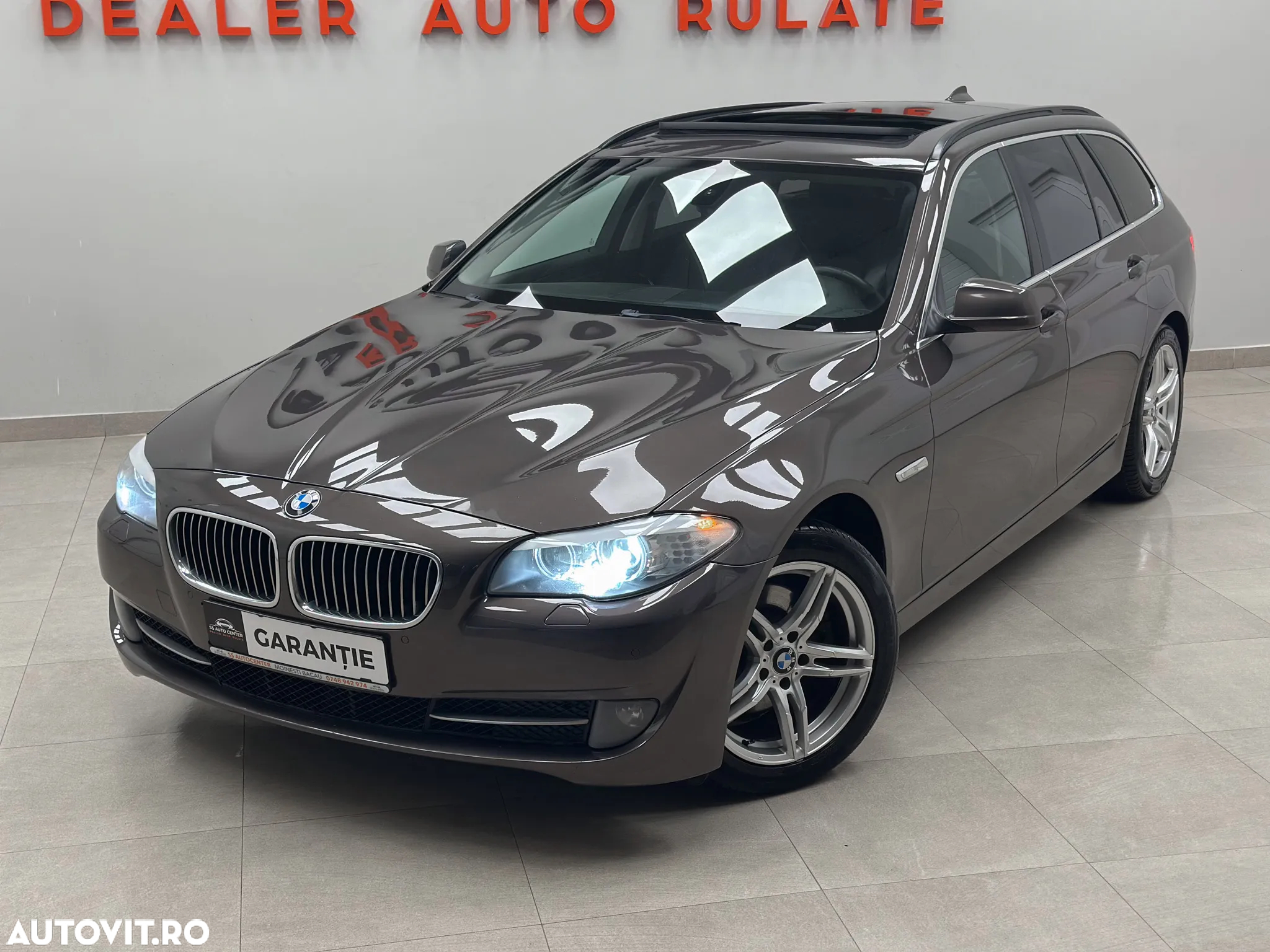 BMW Seria 5 520d Touring - 11