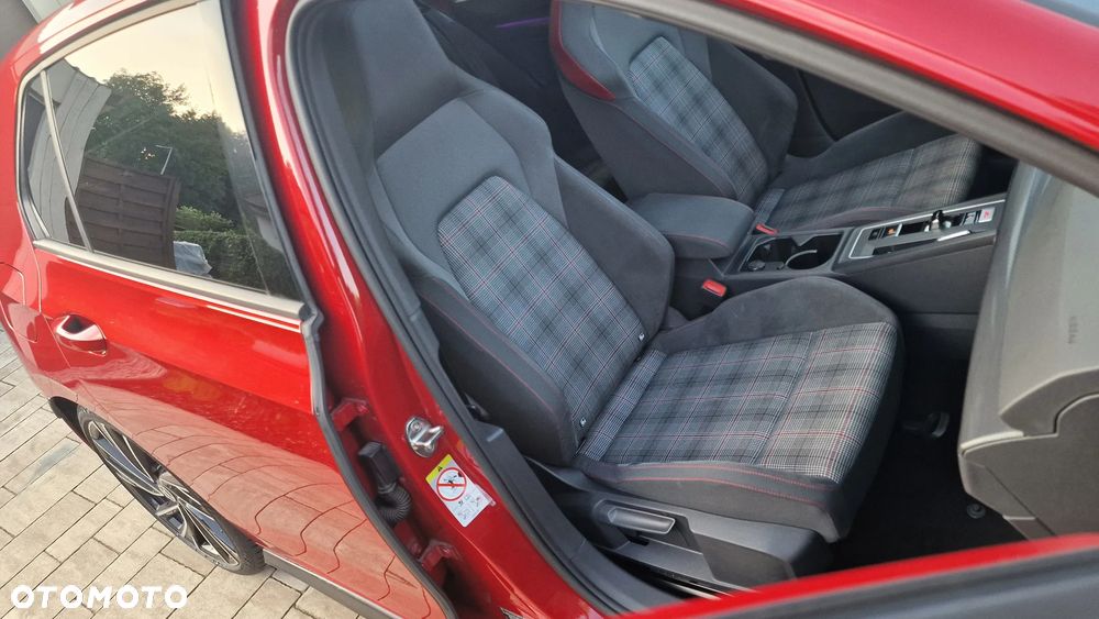 Volkswagen Golf 2.0 TSI GTI DSG - 14