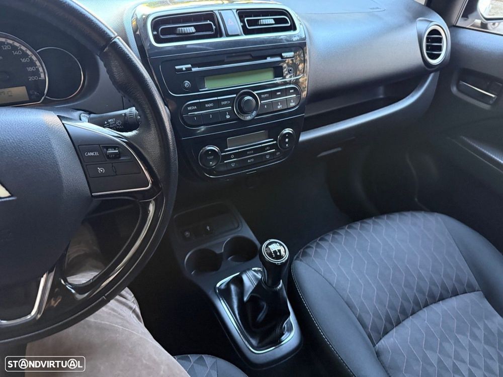 Mitsubishi Space Star 1.2 Intense - 9