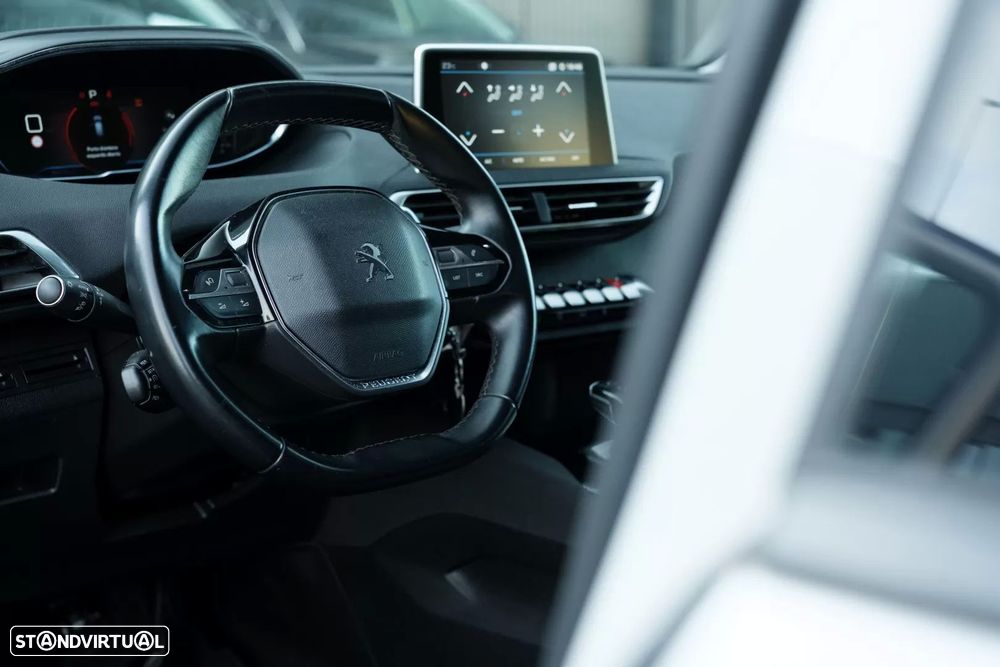 Peugeot 3008 1.5 BlueHDi Allure Pack EAT8 - 9