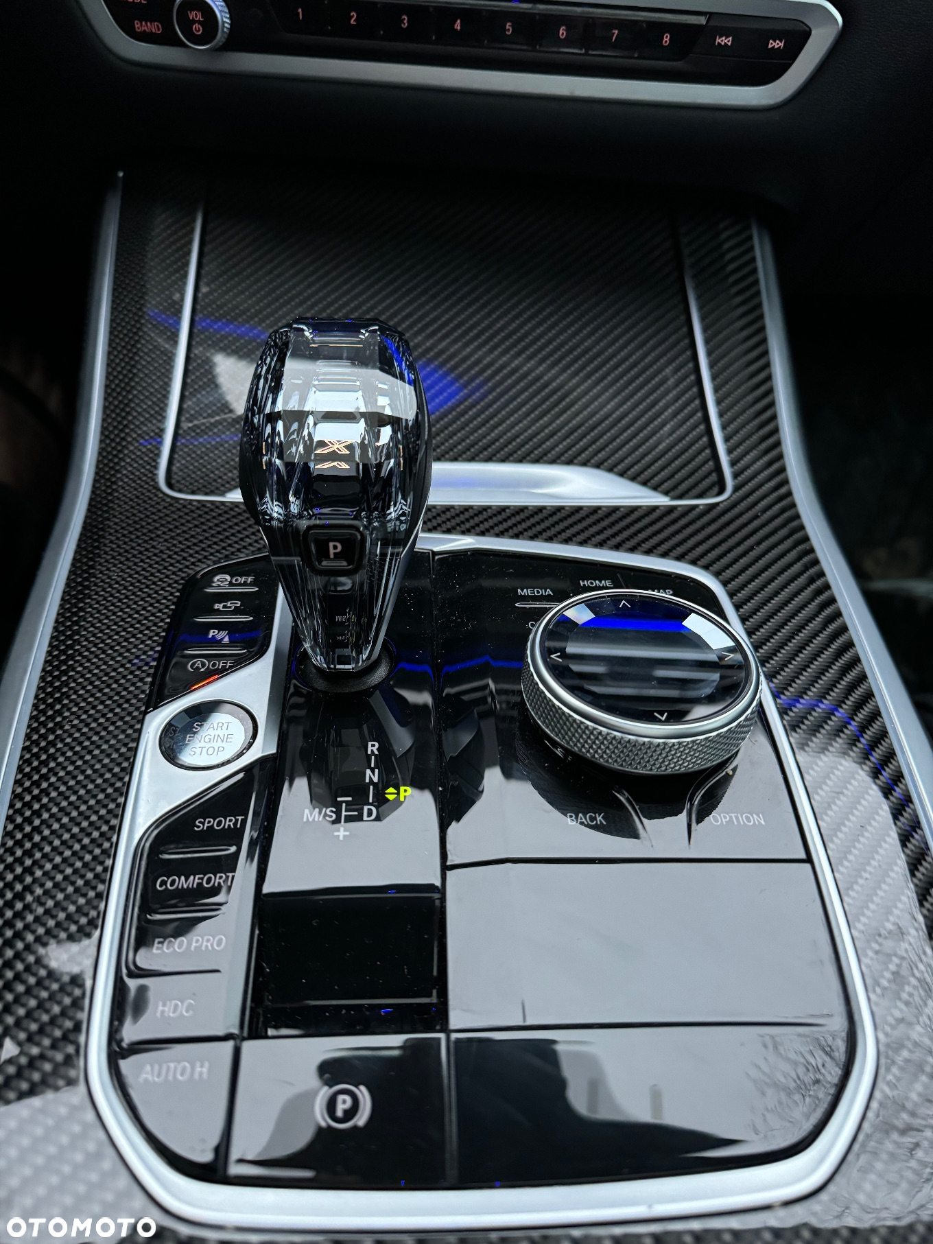 BMW X5 M M50i - 12