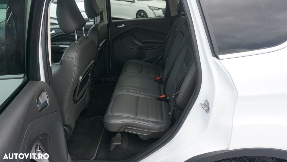 Ford Kuga 1.5 EcoBoost 4x4 Aut. Titanium - 8