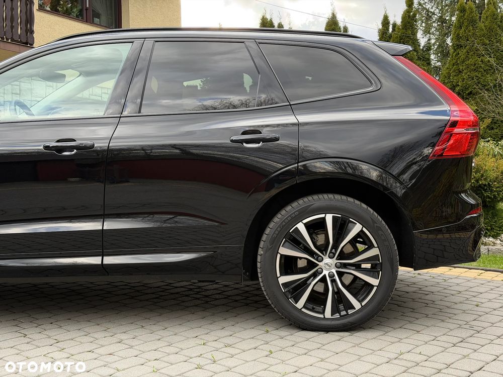 Volvo XC 60 T8 AWD Plus Dark - 8