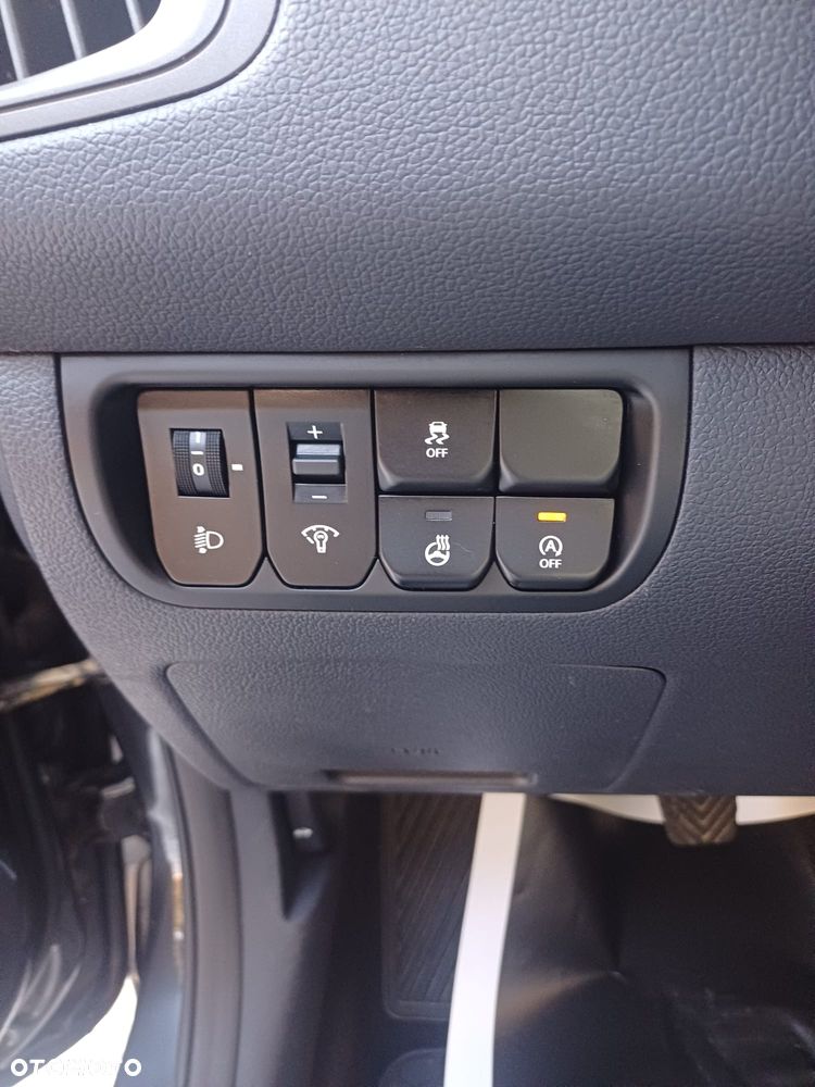 Kia Rio 1.2 Business Line - 21