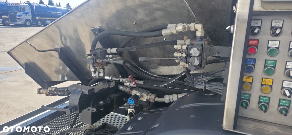 MAN TGS 35.500 KROLL Recycler CVS 3100 URACA P4-45 540ll/175bar - 22