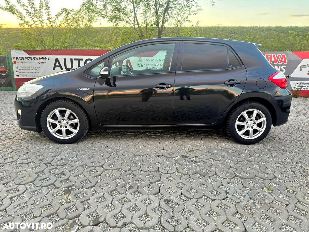 Toyota Auris 1.8 L VVT-i Luna - 4