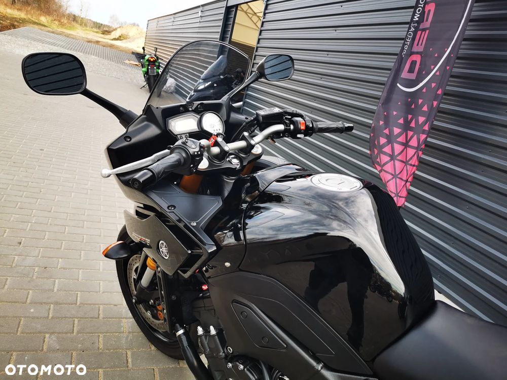 Yamaha FZ8 - 9