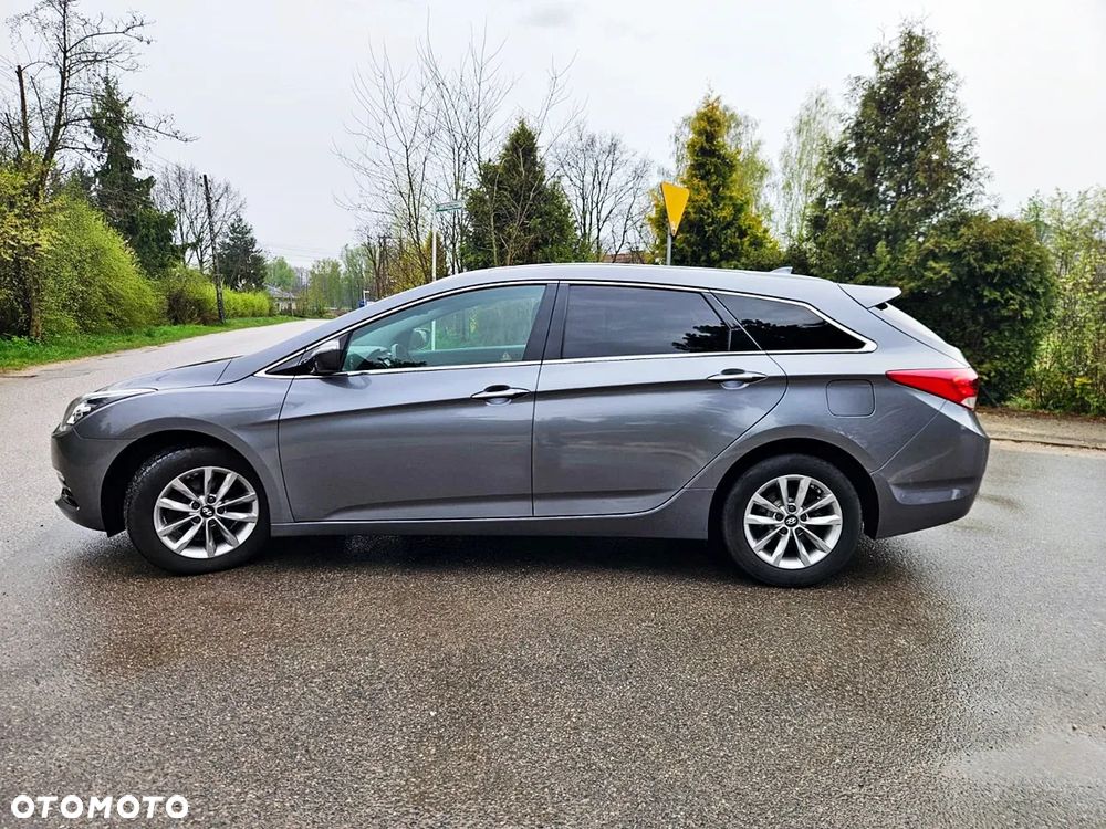 Hyundai i40 Kombi blue 1.7 CRDi Family - 9