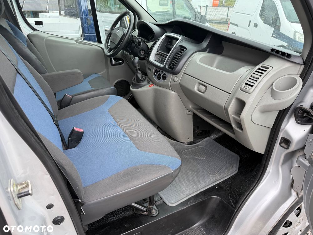 Renault Trafic Passenger Pack Clim - 11