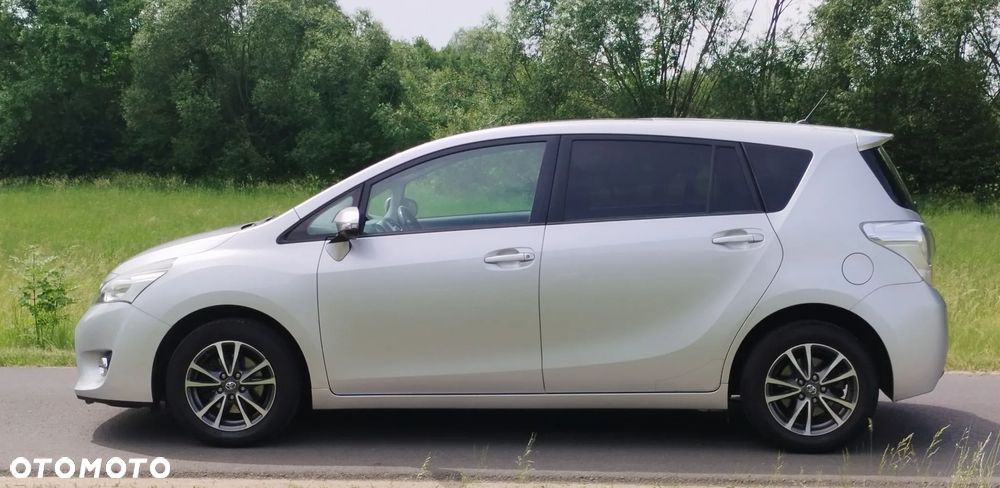 Toyota Verso 1.8 Prestige - 10