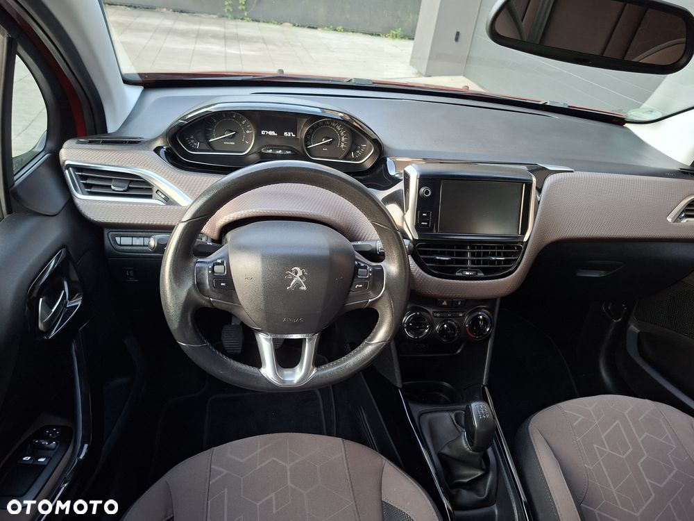 Peugeot 2008 - 10