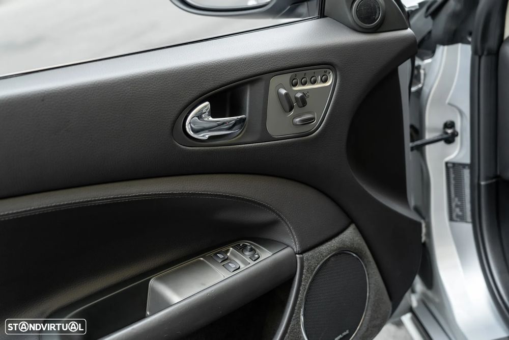 Jaguar XK XKR 4.2 V8 S/C - 7