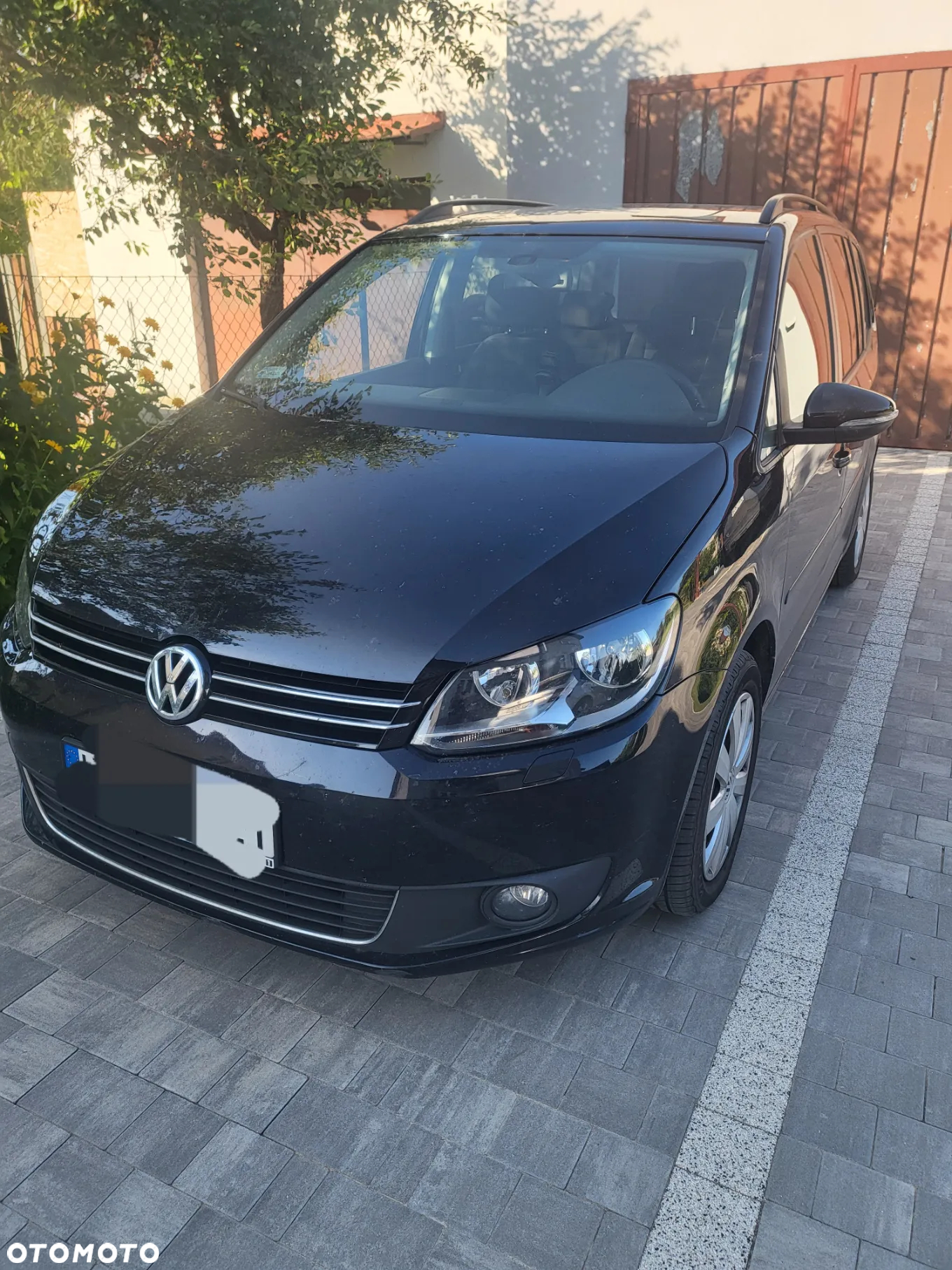 Volkswagen Touran - 4