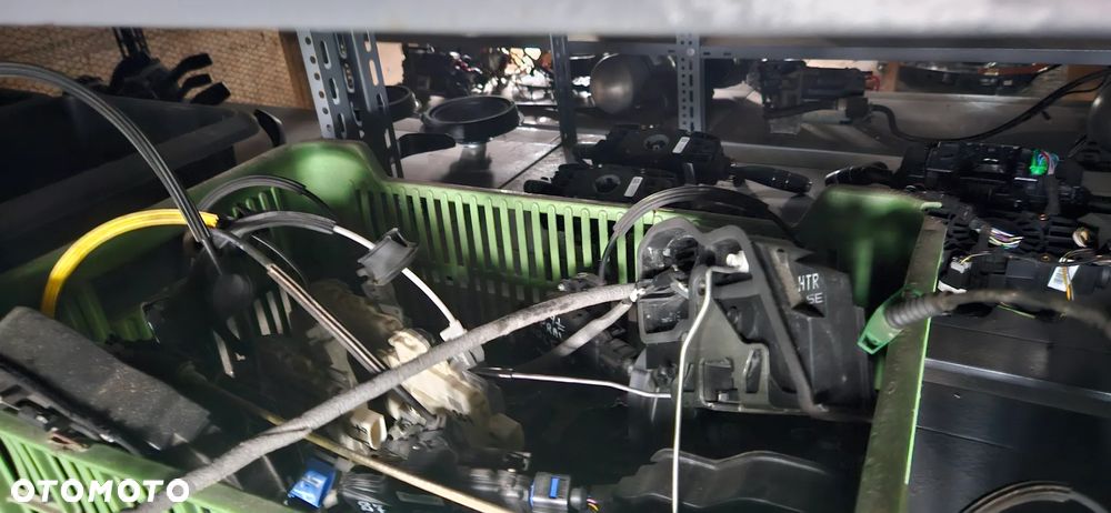 SPRZEDAŻ HURTOWA HURT Zamek drzwi przód tył prawy lewy Audi A8 D3 VW Caddy 2K VW Golf V Audi A4 B7 Mercedes Sprienter 906 VW Crafter Touran 1T BMW 5 E60 E90 - 10