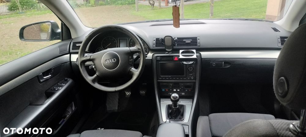 Audi A4 Avant - 5
