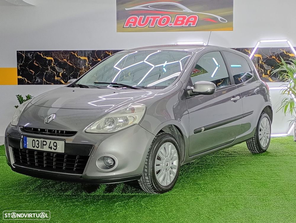 Renault Clio 1.2 16V Dynamique - 1