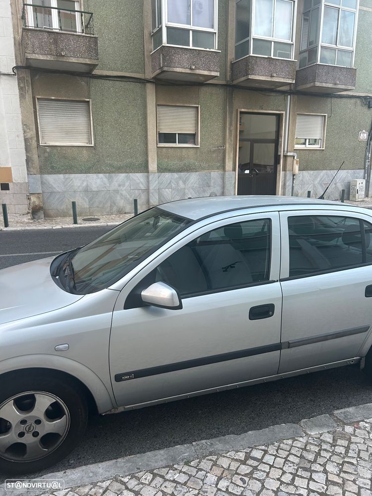 Opel Astra 1.4 100 - 4