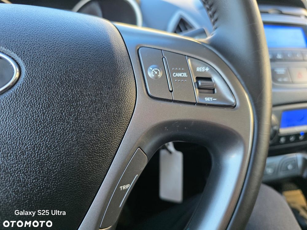 Hyundai ix35 1.7 CRDi 2WD Fifa World Cup Edition - 23