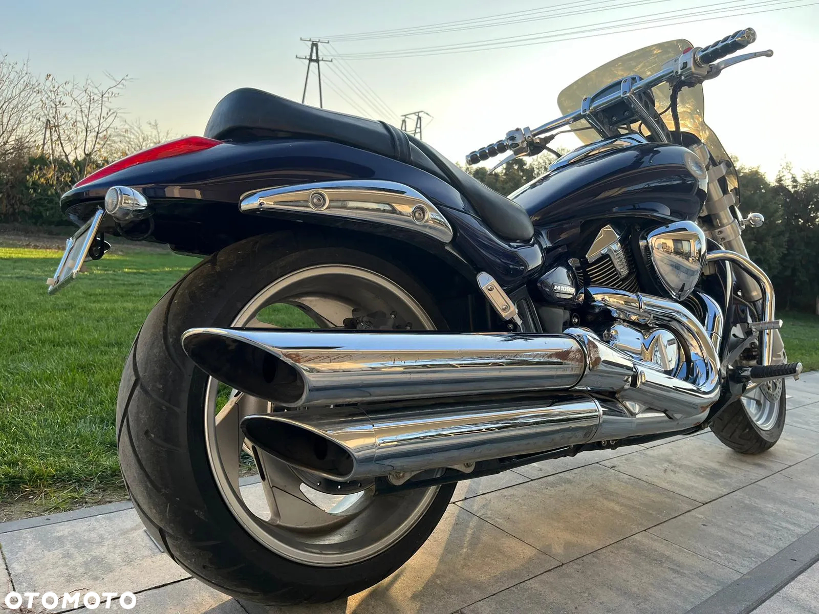 Suzuki Intruder - 6