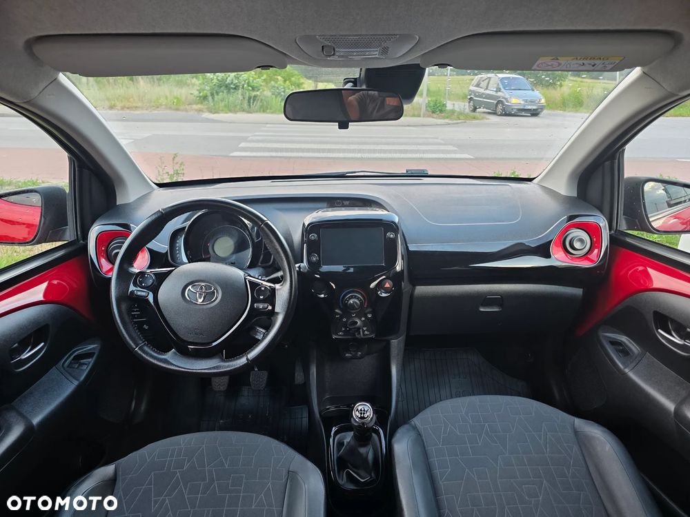 Toyota Aygo 1.0 VVT-i JBL Edition - 9