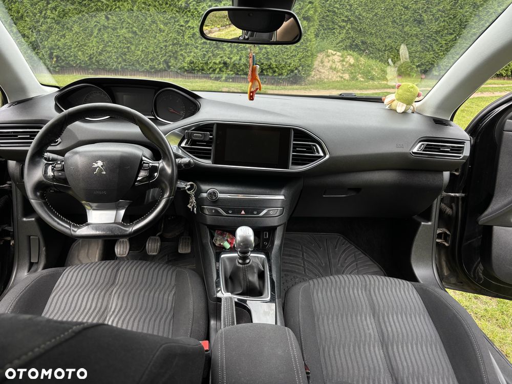 Peugeot 308 - 4
