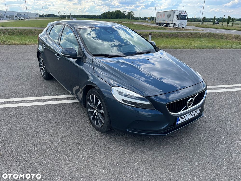 Volvo V40 T3 Drive-E Momentum - 3