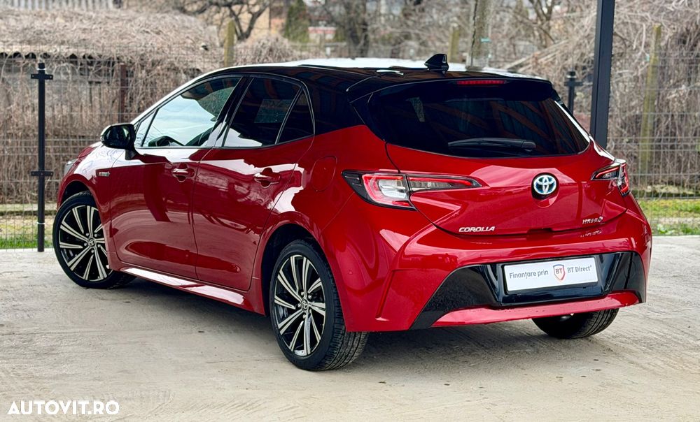 Toyota Corolla 1.8 HSD Dynamic Bi-tone - 4