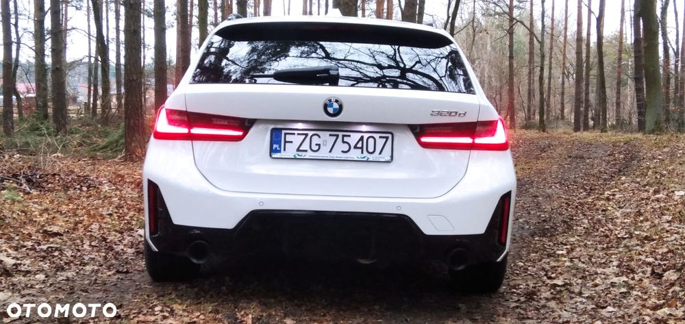 BMW Seria 3 320d Edition M Sport Shadow - 22