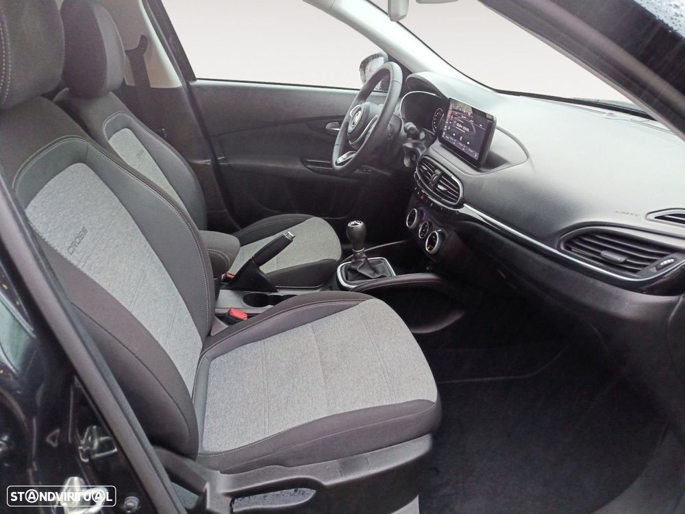 Fiat Tipo Cross 1.0 GSE T3 - 15