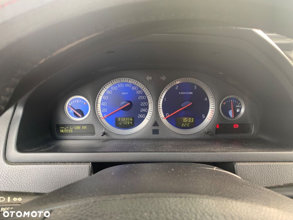 Volvo XC 90 D5 Momentum - 13