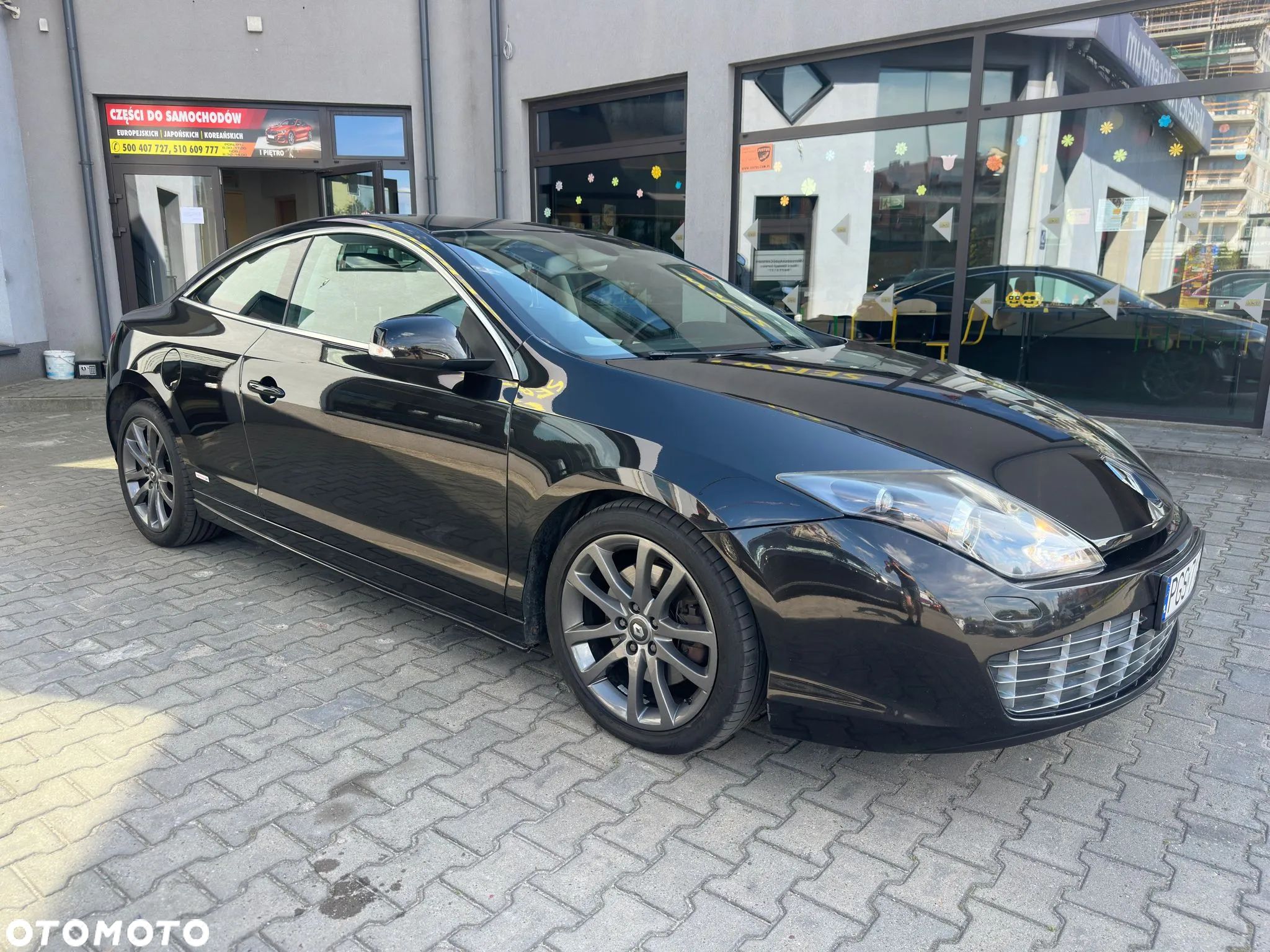Renault Laguna 2.0 dCi Monaco GP2 - 1