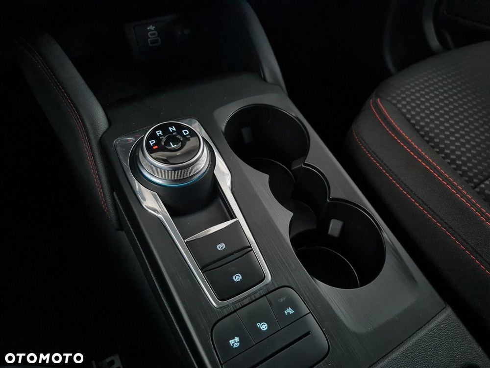 Ford Kuga - 23