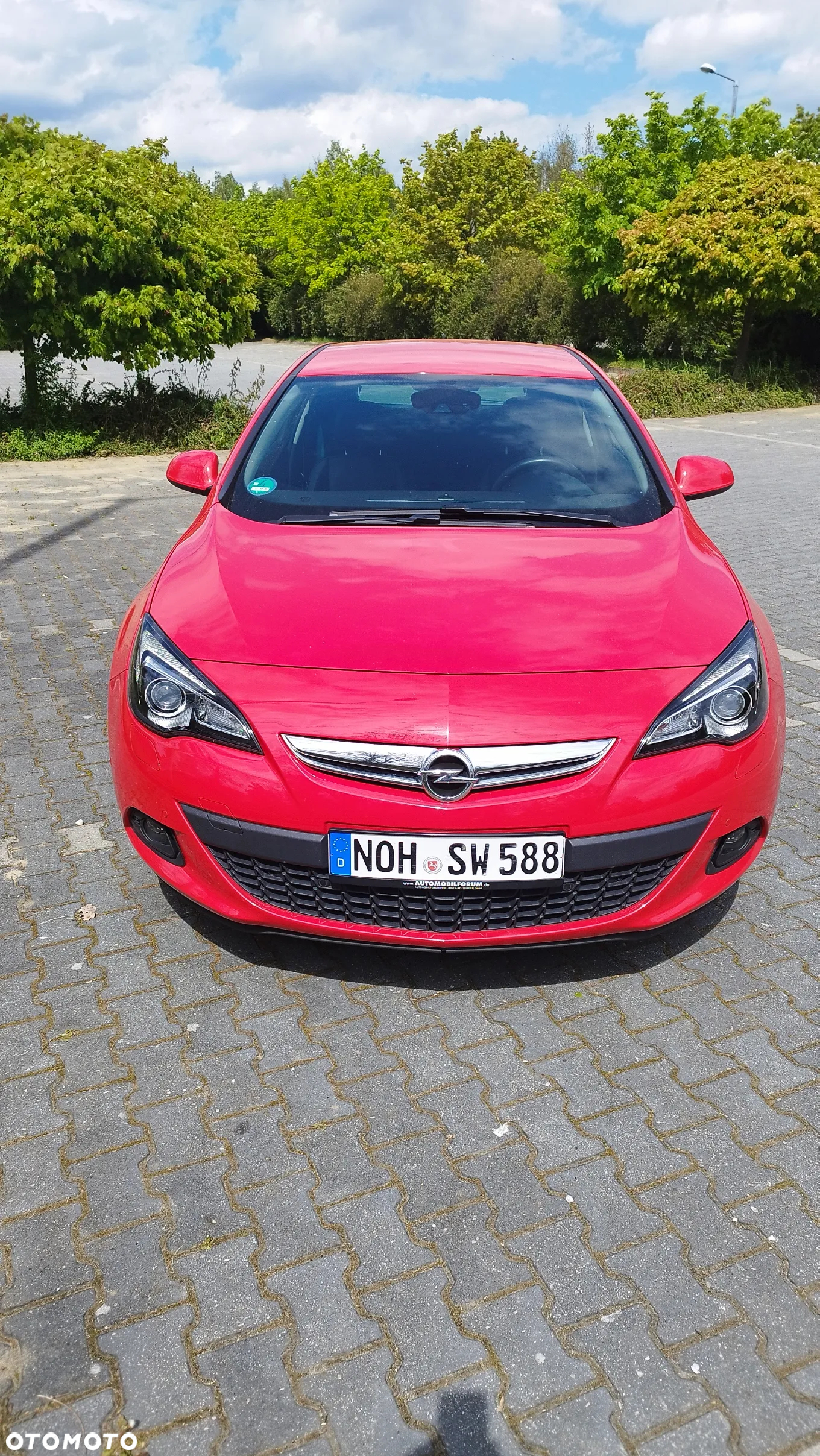 Opel Astra IV GTC 1.6 T Sport - 4