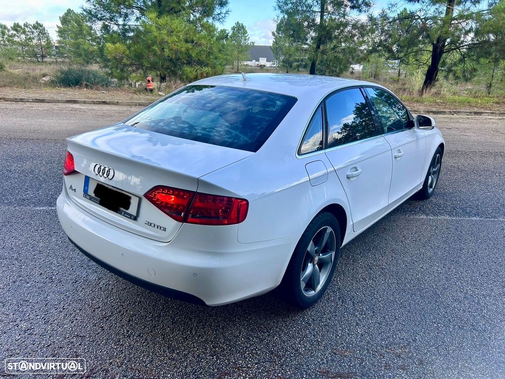 Audi A4 2.0 TDI Business Line Plus - 3