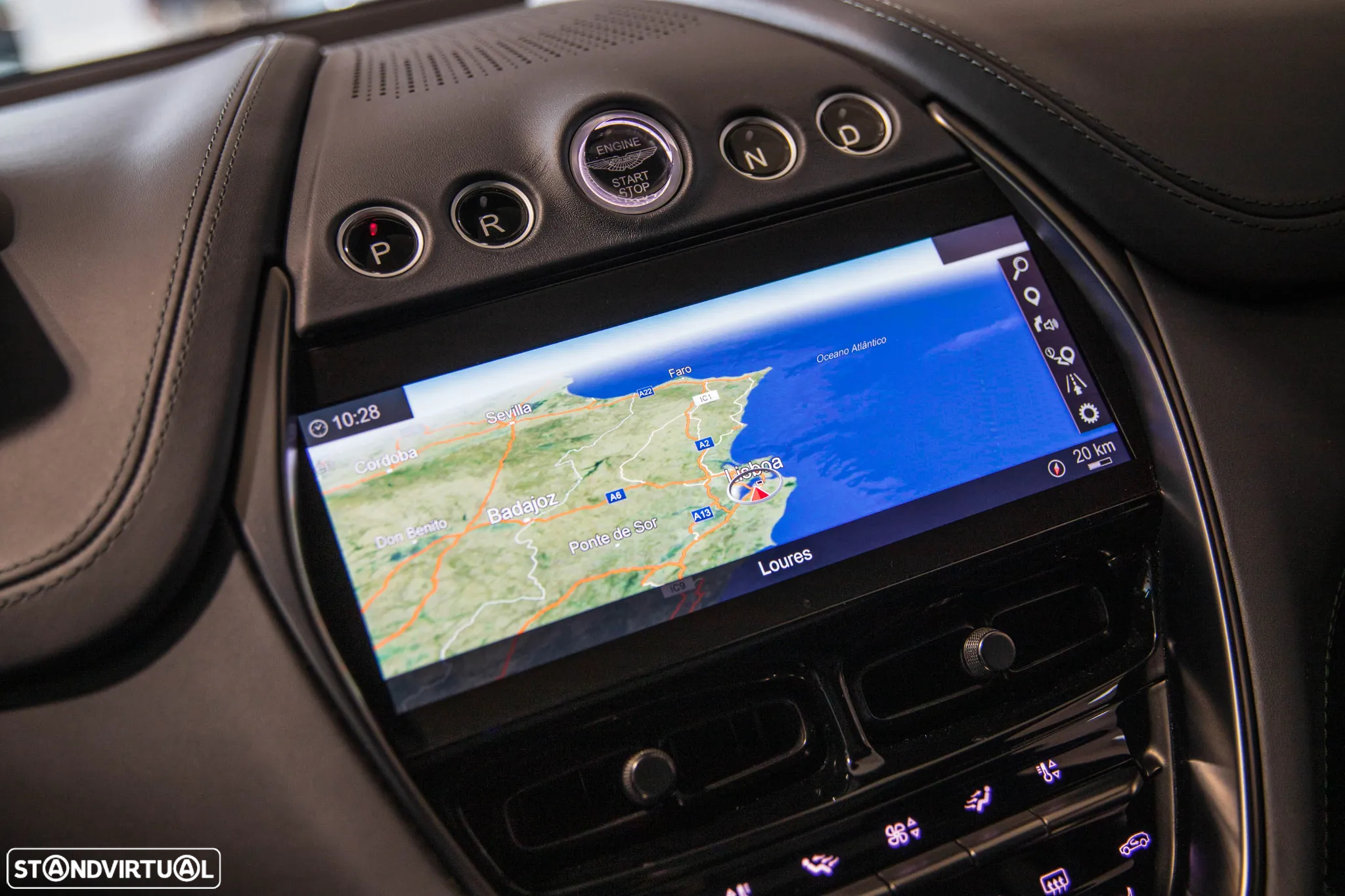 Aston Martin DBX 707 - 29