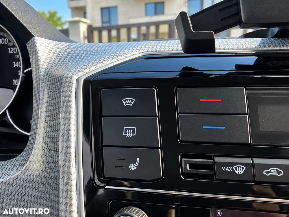 Volkswagen e-Up! - 7