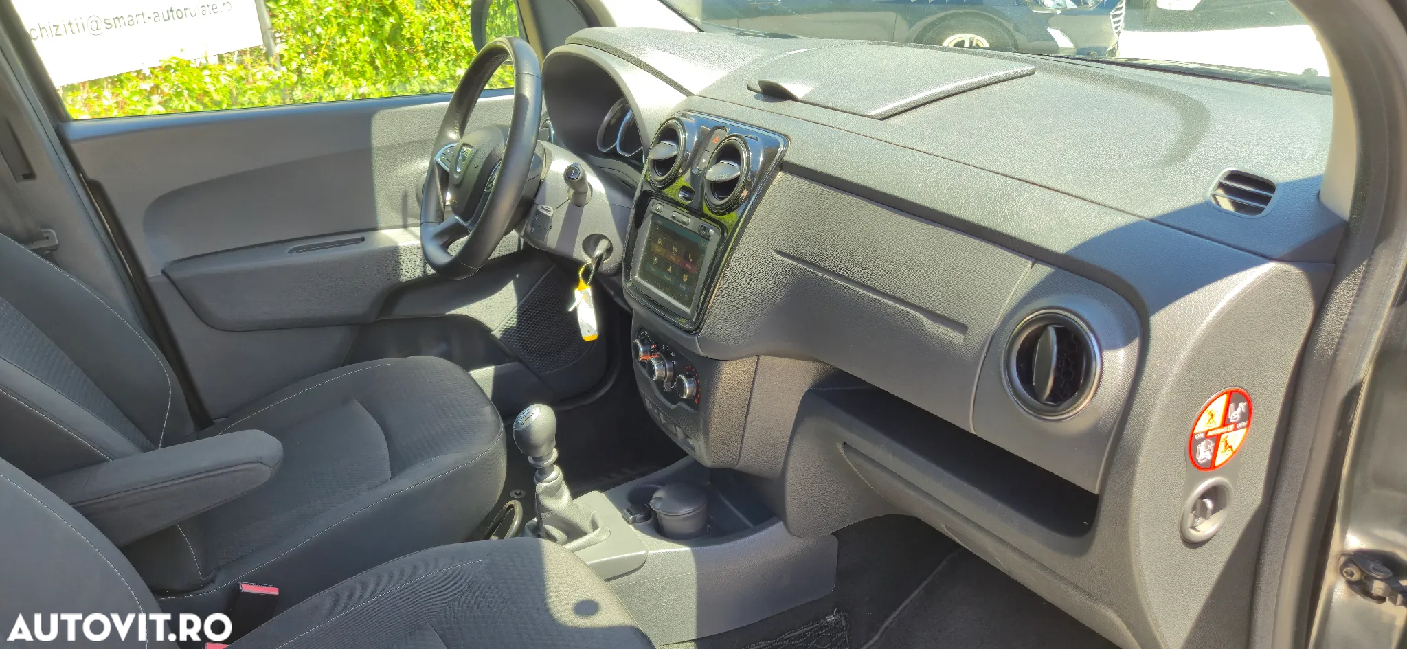 Dacia Lodgy TCe 100 GPF Comfort - 25