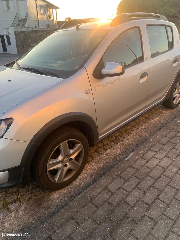 Dacia Sandero Stepway dCi 90 Ambiance - 8