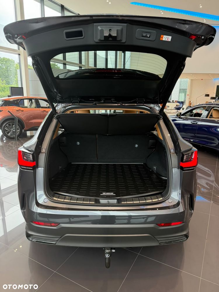 Lexus NX 350h Prestige 2WD - 7