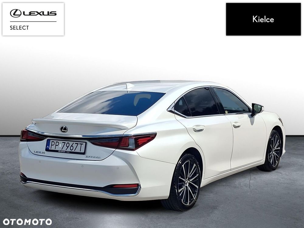Lexus ES 300h Business Edition - 5
