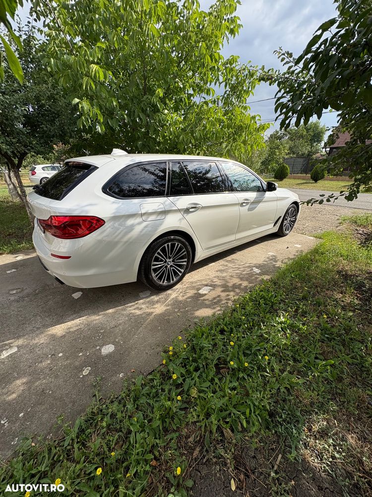 BMW Seria 5 525d Touring Aut. Sport Line - 5