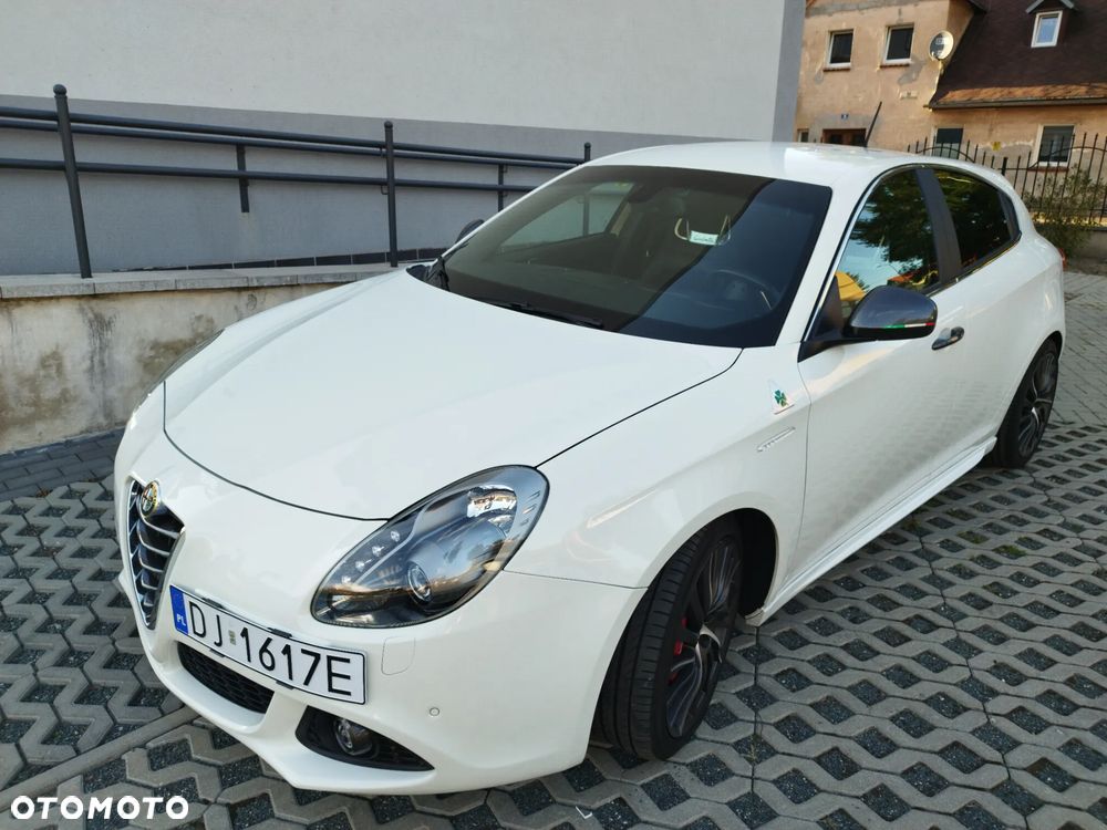 Alfa Romeo Giulietta 1750 TBi QV TCT - 10