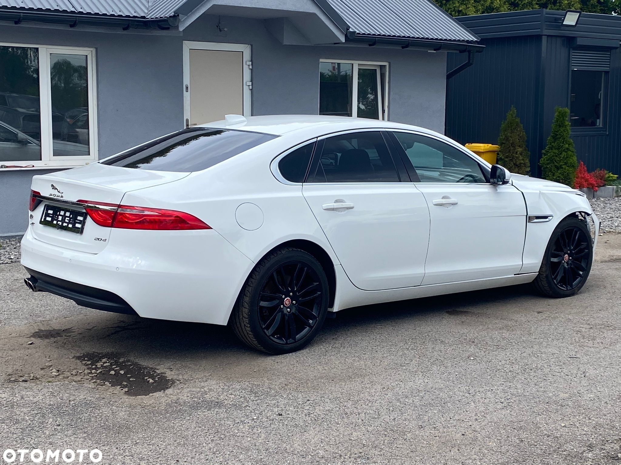 Jaguar XF 2.0 i4D Pure - 5