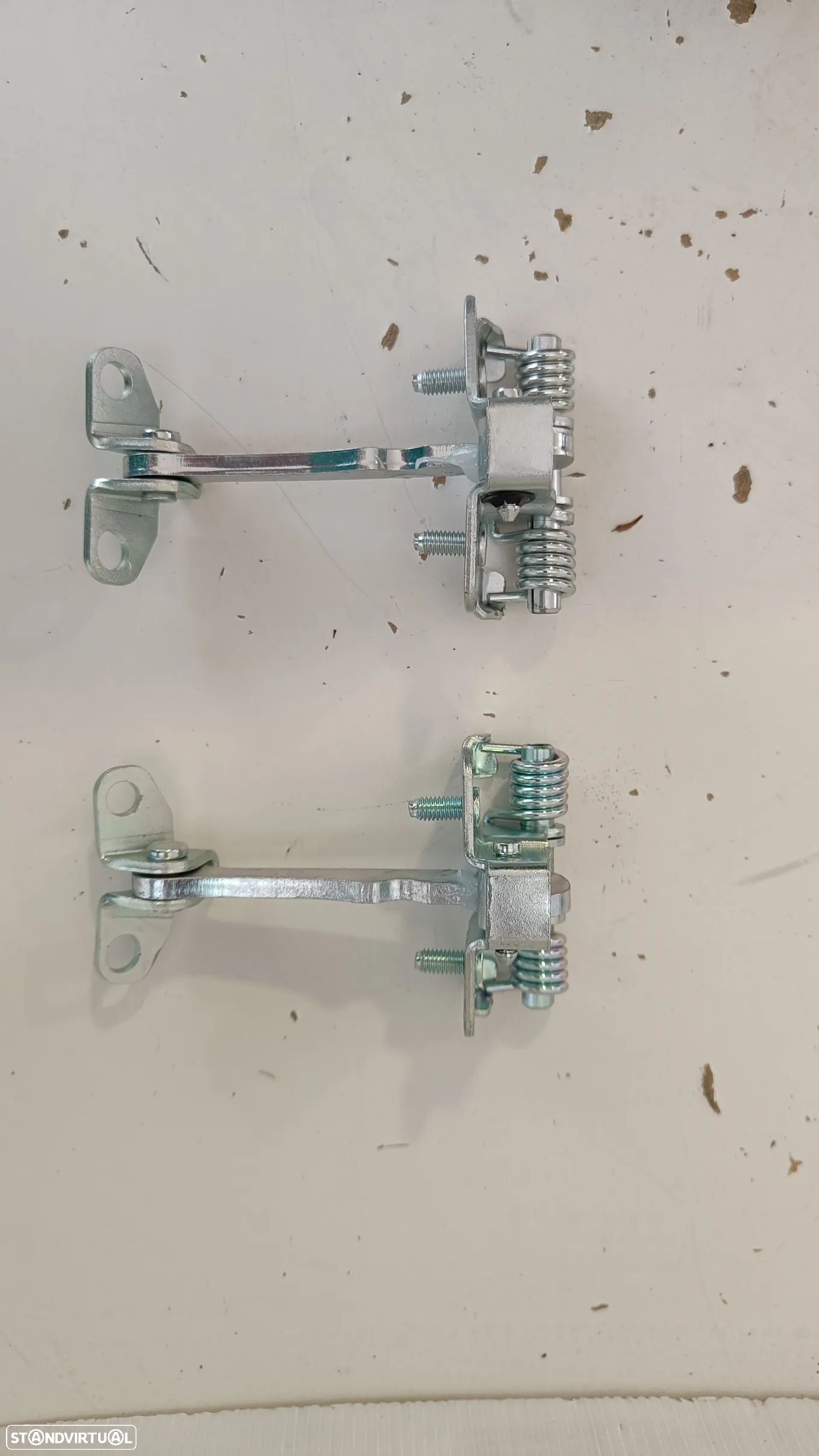 Limitador esticador dobradiça porta Peugeot 106 / citroen Saxo (novo) - 1