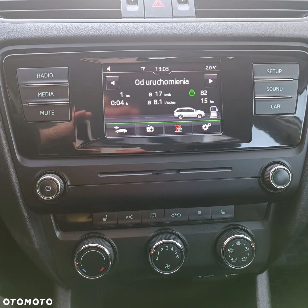 Skoda Octavia Combi 1.6 TDI (Green tec) 4x4 Style - 6