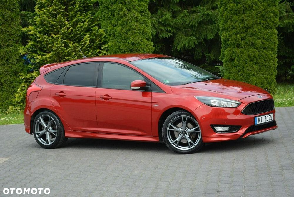 Ford Focus 1.5 EcoBoost STart-Stopp-System ST-LINE - 10